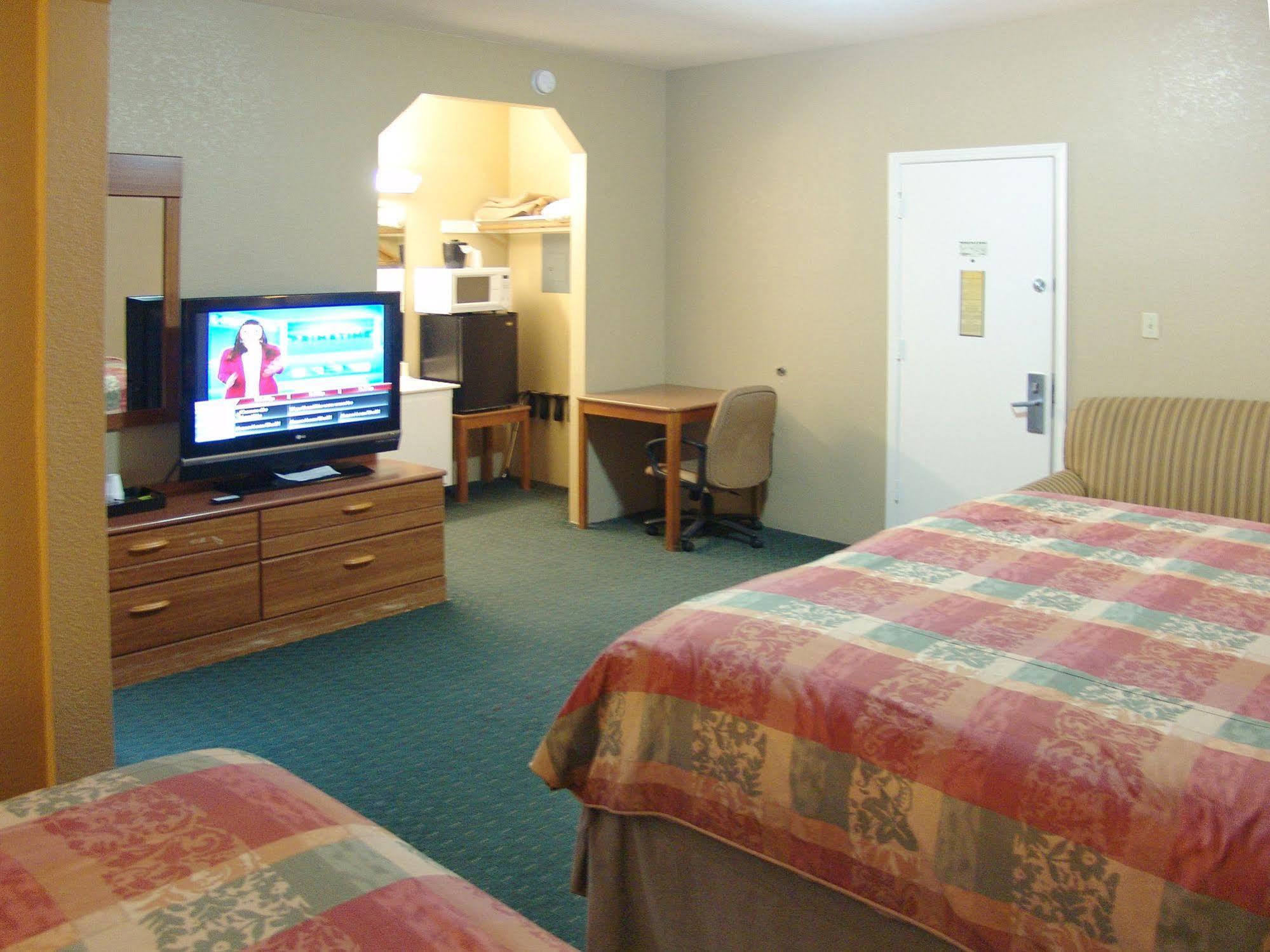 Holland Inn And Suites Taft ภายนอก รูปภาพ
